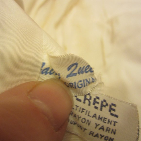 VTG FAIRY QUEEN ORIGINAL CHRISTENING LAYETTE, HANDMADE & EMBROIDERED, LOTS OF LA - Picture 6 of 16